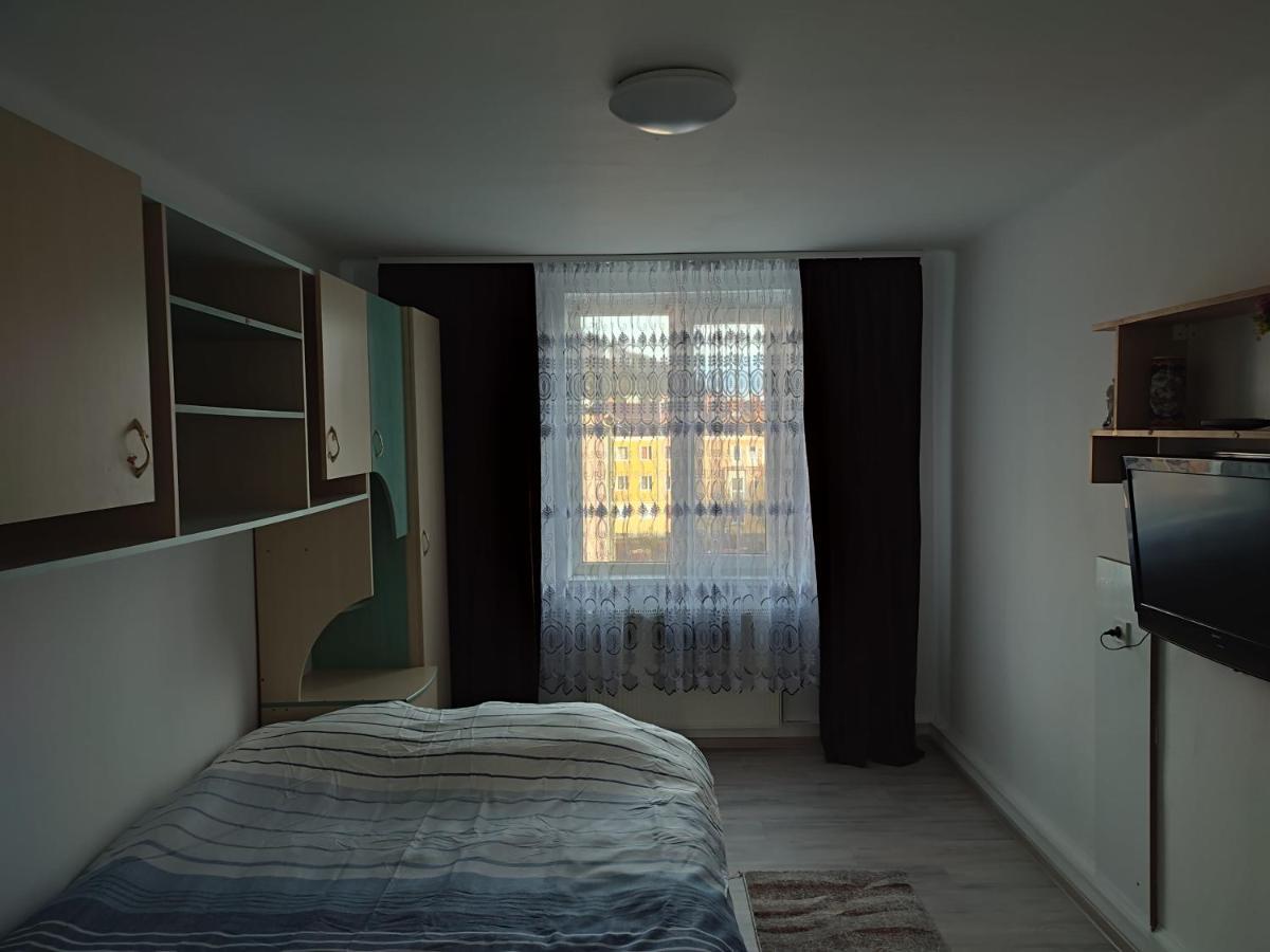 Lafru Apartment Zarnesti Exterior photo